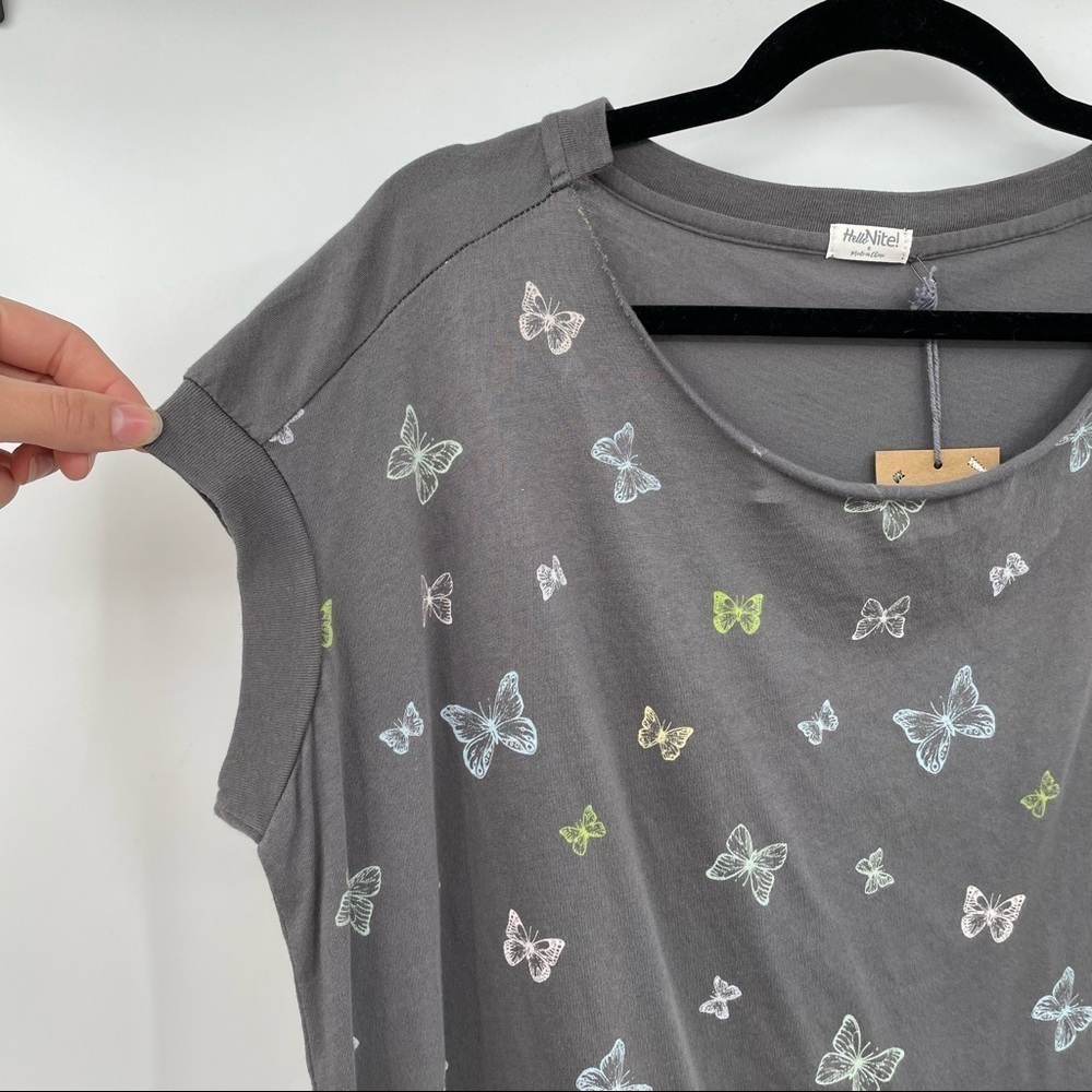 NEW! Butterfly Print Tee Shirt - Picture 5 of 9